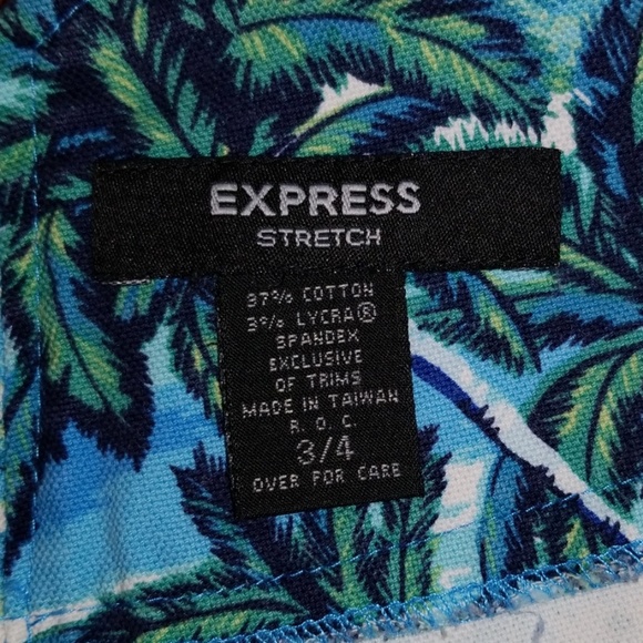 Express 2" Tropical Shorts - Picture 4 of 7